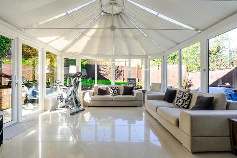 5 bedroom detached house for sale, Cavendish Meads, Sunninghill