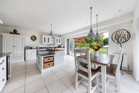 undefined, Dorney Grove, Weybridge, KT13