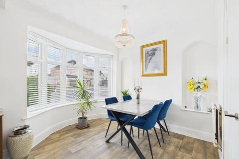 4 bedroom semi-detached house for sale, Kings Hill Avenue, Porthcawl CF36