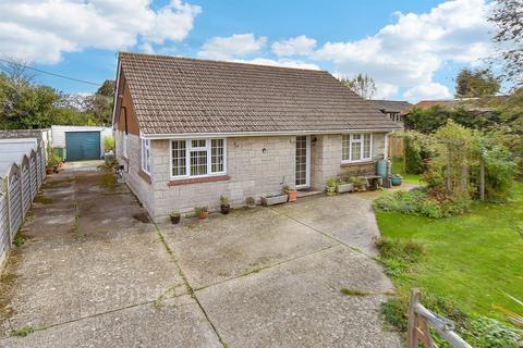 2 bedroom detached bungalow for sale, Warlands Lane, Newport PO30