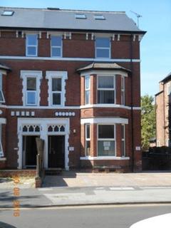 2 bedroom flat to rent, Musters Road, F2 NG2