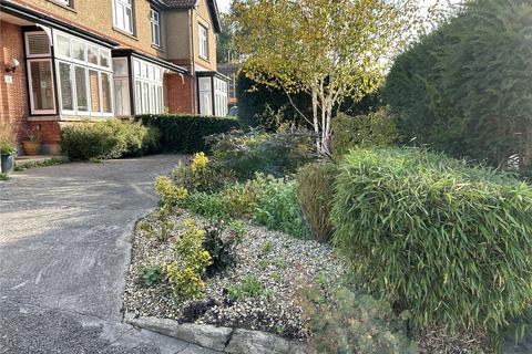 3 bedroom detached house to rent, Wells Road, Glastonbury, Somerset, BA6