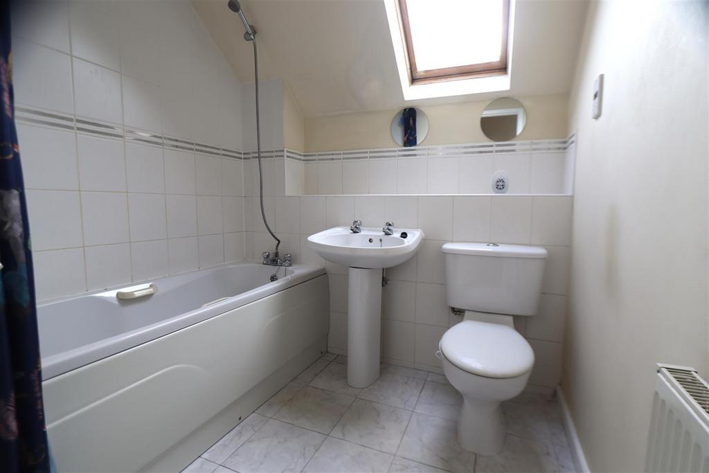 Bathroom.JPG
