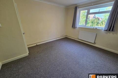 Studio to rent, 6 Darwin Road, Shirley