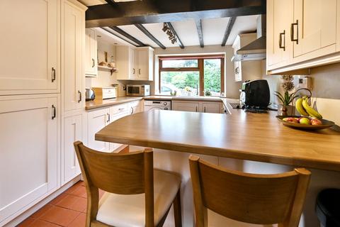 3 bedroom cottage for sale, Town End Lane, Swinscoe, DE6