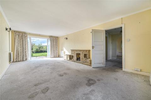 3 bedroom bungalow for sale, Grange Close, Merstham, Redhill