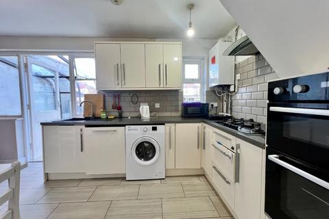 3 bedroom semi-detached house for sale, Birkdale Road, Abbey Wood, London, SE2 9HU