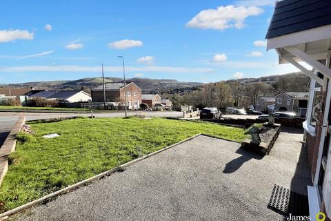 undefined, Bryn Rhedyn, Pontypridd CF37