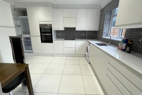 undefined, Hedge Lane, London N13