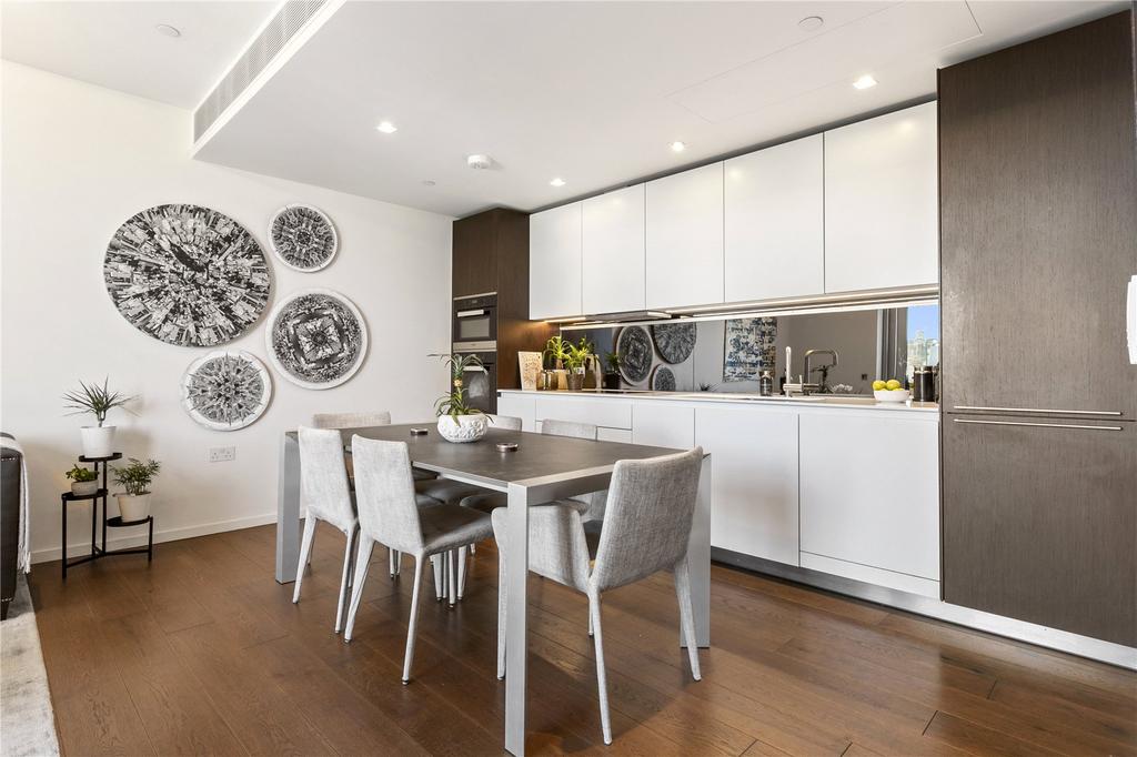 Kitchen / Dining