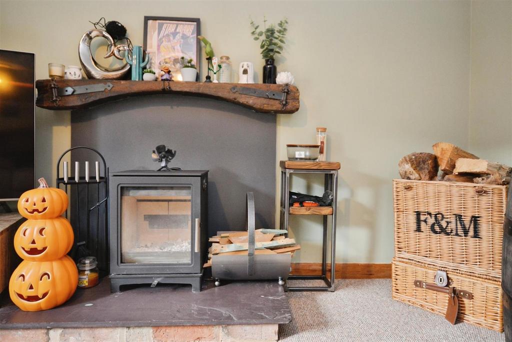 Rear Lounge