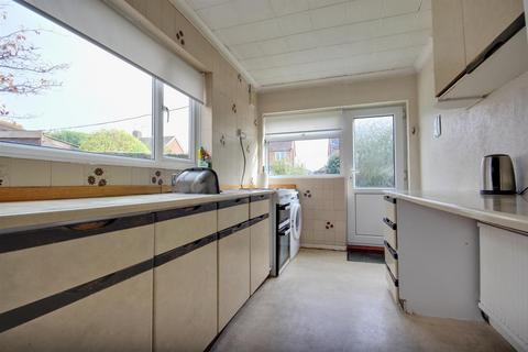 3 bedroom semi-detached house for sale, East Close, Beverley