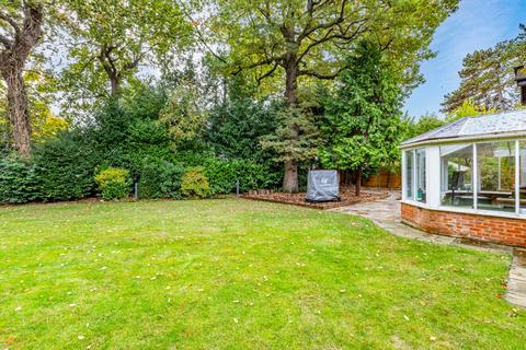 undefined, Dartnell Court, West Byfleet, Surrey, KT14