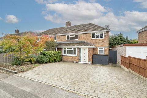 undefined, Grove Avenue, Harpenden
