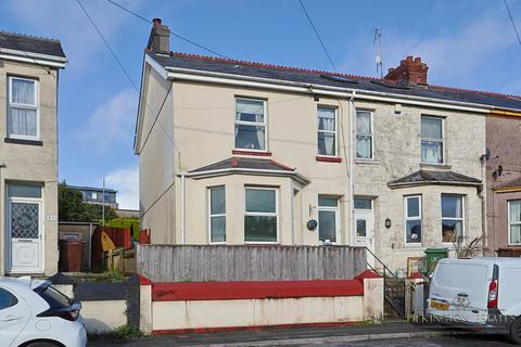 3 bedroom end of terrace house for sale, Pomphlett Road, Devon PL9