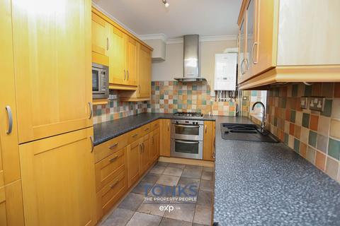 2 bedroom semi-detached house for sale, Codsall Road, Cradley Heath B64