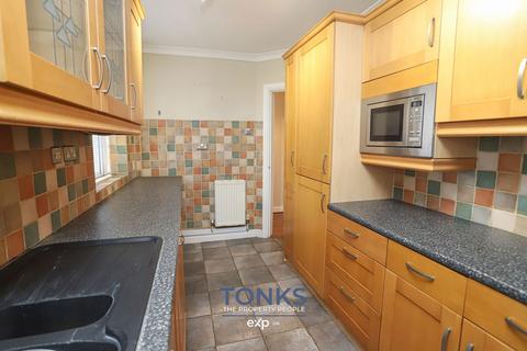 2 bedroom semi-detached house for sale, Codsall Road, Cradley Heath B64