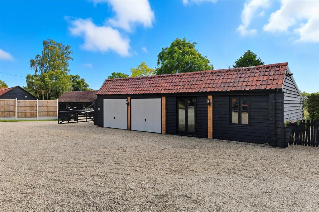 Garage/Gym