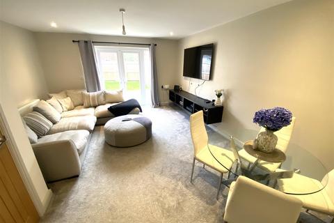 undefined, Foxglove Close, Stourport-On-Severn
