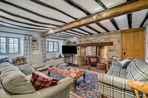 undefined, North Cerney, Cirencester, Gloucestershire, GL7