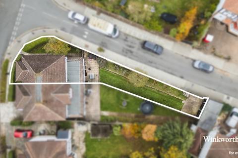 3 bedroom semi-detached house for sale, Corringham Road, Middlesex HA9