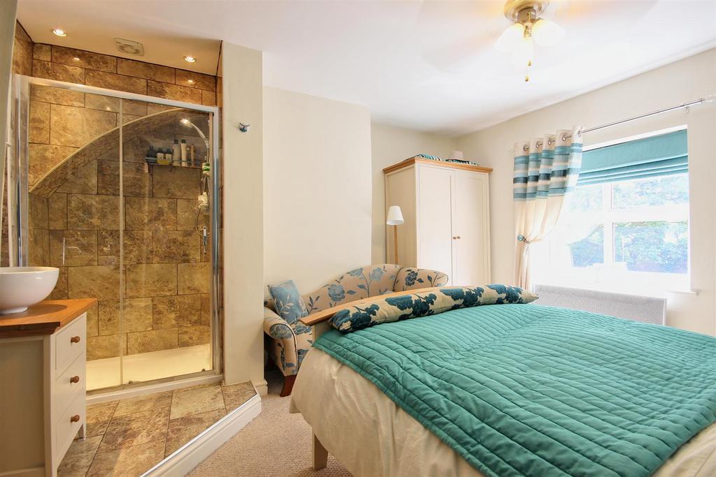 Bedroom 1 (front)