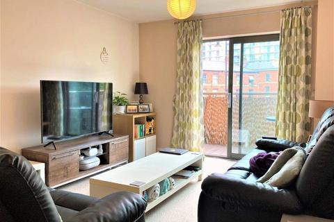 2 bedroom apartment to rent, Barnfield House, Salford Approach, Salford