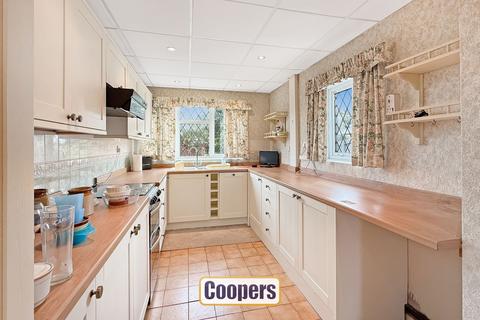 3 bedroom semi-detached house for sale, Daventry Road, Cheylesmore, CV3