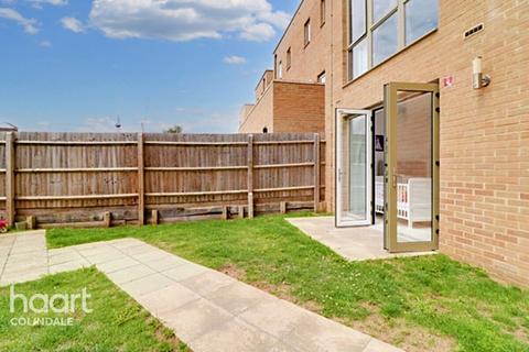 undefined, Edgecumbe Avenue, NW9