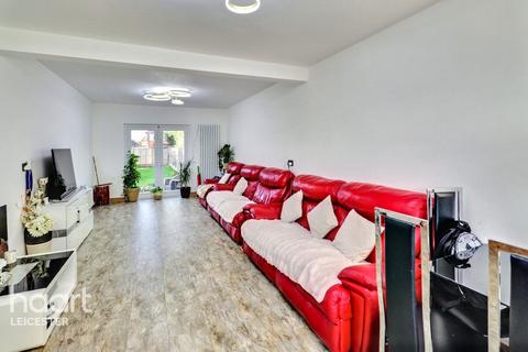 3 bedroom semi-detached house for sale, Scraptoft Lane, Leicester