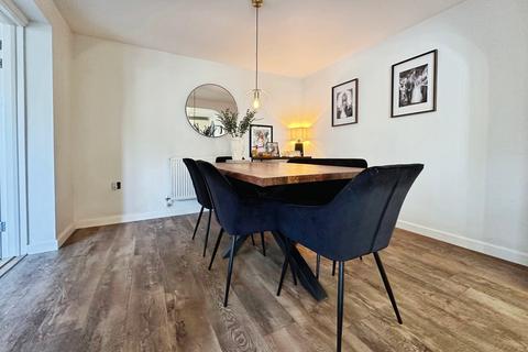 4 bedroom detached house for sale, Barons Close, Kirby Muxloe, LE9