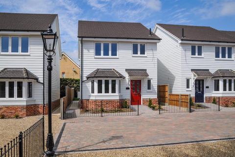 4 bedroom detached house for sale, 7 Regency Close Southminster