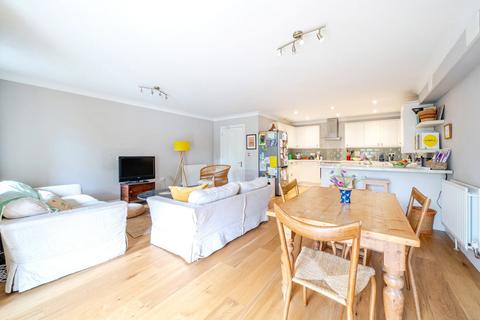 3 bedroom flat to rent, Complins Close, Oxford, OX2