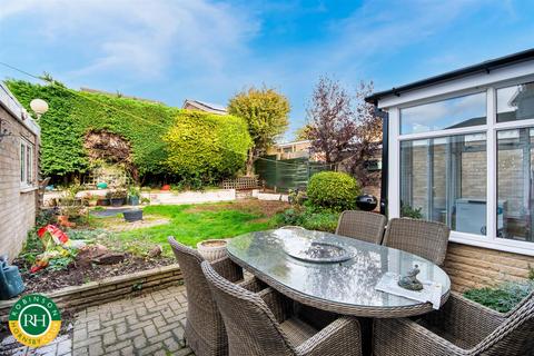 4 bedroom detached house for sale, Swannington Close, Bessacarr, Doncaster
