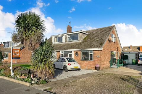 3 bedroom semi-detached house for sale, Hooks Lane, Hull HU12