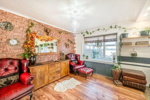 3 bedroom semi-detached house for sale, Hooks Lane, Hull HU12