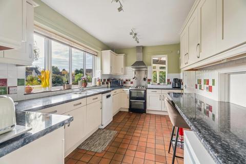 undefined, Solar Court, Great Linford, Milton Keynes