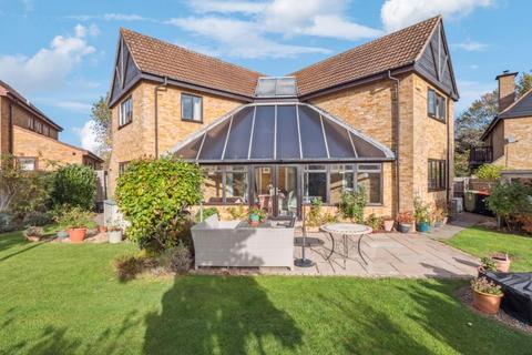 undefined, Solar Court, Great Linford, Milton Keynes
