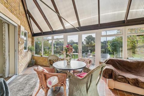 undefined, Solar Court, Great Linford, Milton Keynes
