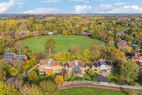 undefined, Solar Court, Great Linford, Milton Keynes