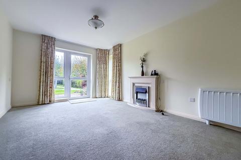 2 bedroom ground floor flat for sale, Cambridge Road, Southport PR9