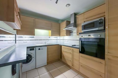 2 bedroom ground floor flat for sale, Cambridge Road, Southport PR9