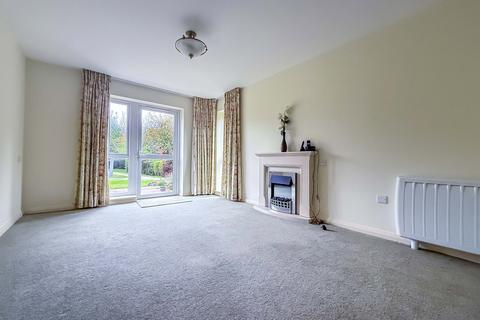 2 bedroom ground floor flat for sale, Cambridge Road, Southport PR9