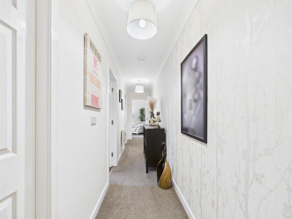 Hallway.jpg