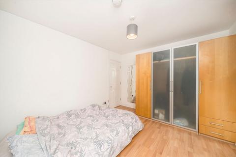 undefined, Sheerness Mews, London E16