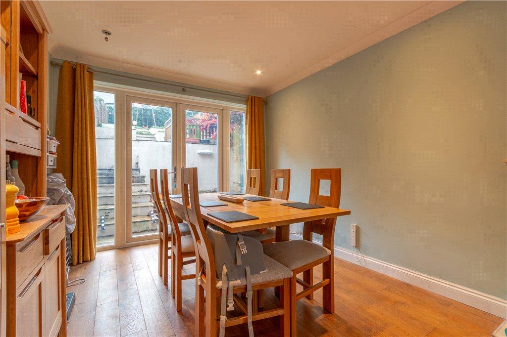 Dining Lounge