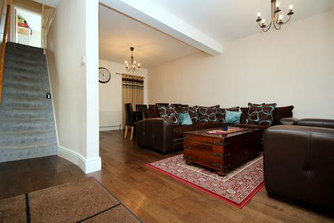 4 bedroom terraced house to rent, 62 Lathom Road, East Ham, London, E6 2DX