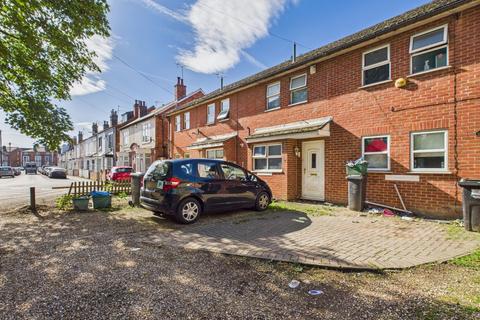 Weston Road, GL1