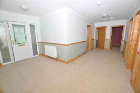 4 bedroom detached bungalow for sale, Red Roses, Whitland