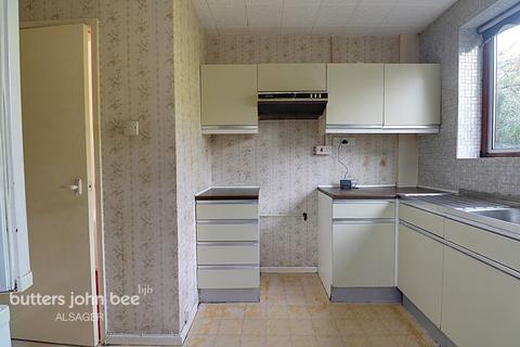 2 bedroom detached house for sale, Fields Close, Alsager